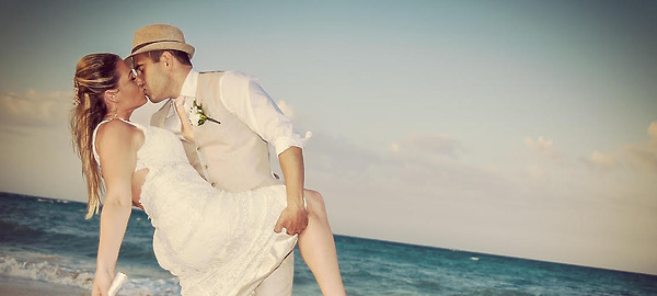 Mandy and Nick&rsquo;s Destination Wedding