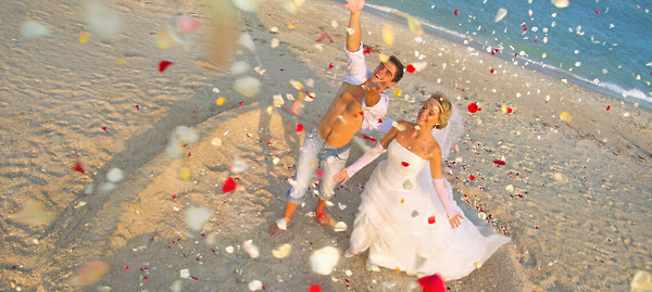 10 Valentine&rsquo;s Day Destination Wedding Ideas