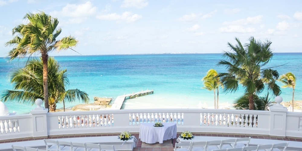 Solarium wedding at RIU Palace Las Americas Cancún, Q.R., Mexico