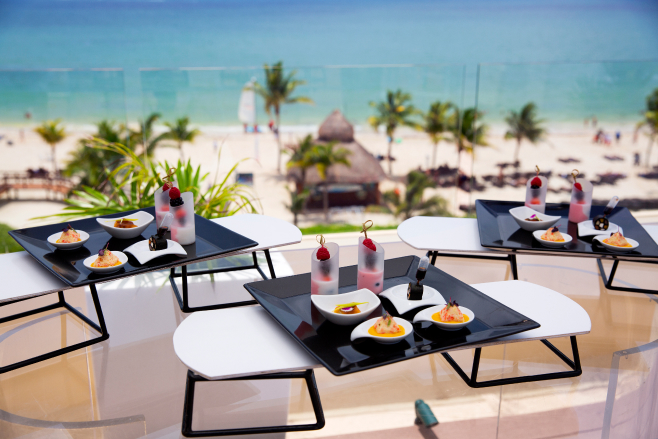 mexico sky terrace wedding cocktail hour royalton riviera cancun all-inclusive appetizers