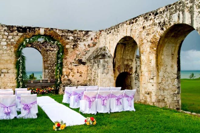 hilton rose hall montego bay destination wedding resorts jamaica aqueduct ceremony venue all-inclusive