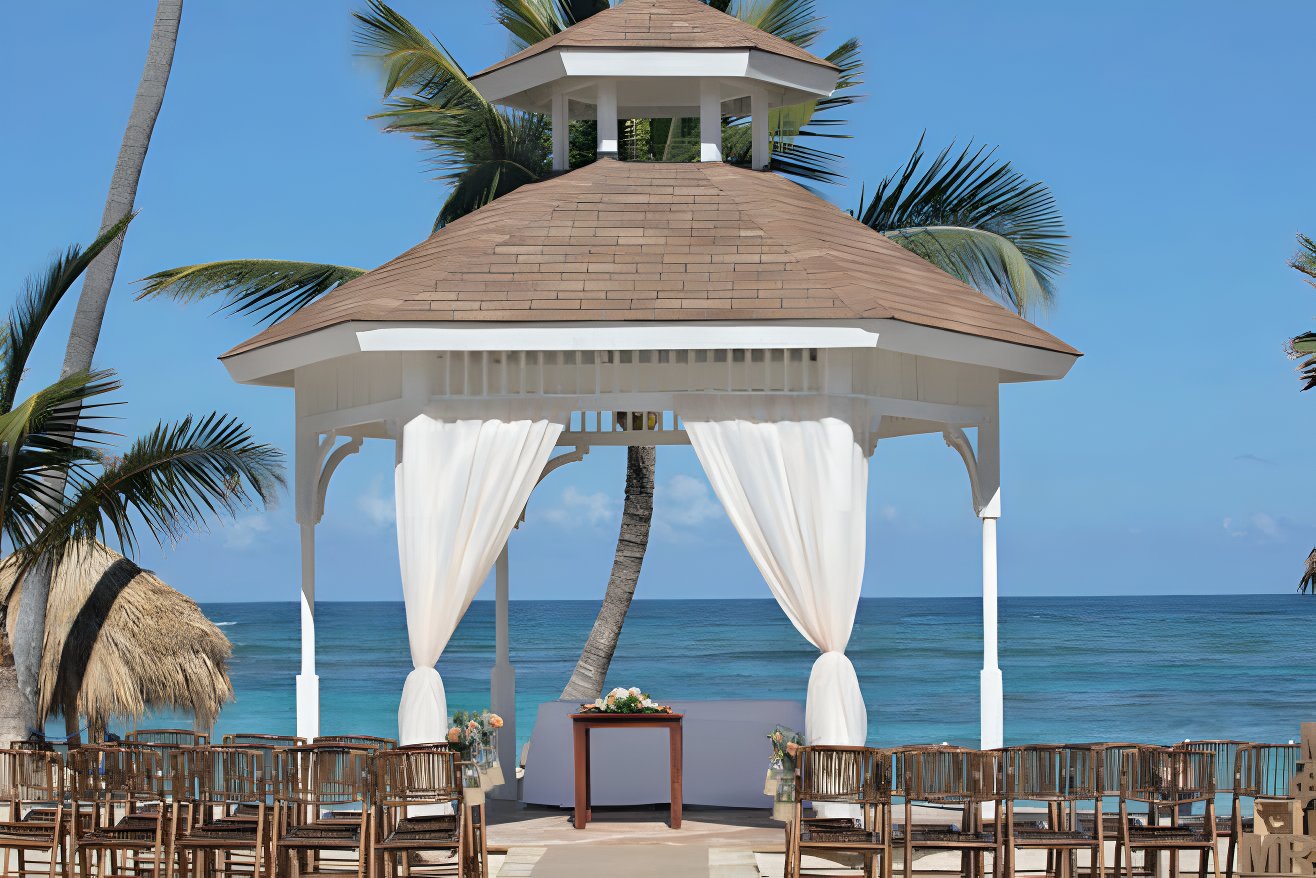 is a majestic resorts wedding really free destination weddings mirage punta cana gazebo venue