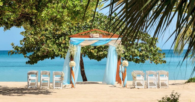 couples-jamaica-weddings