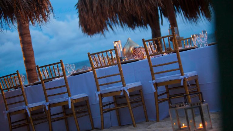 beaches-turks-and-caicos-weddings