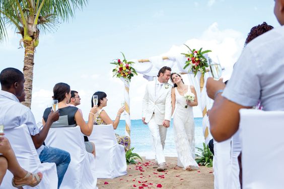 destination-wedding-2245558_960_720