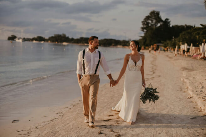 jamaica luxury weddings beach venue ceremony couple all-inclusive negril