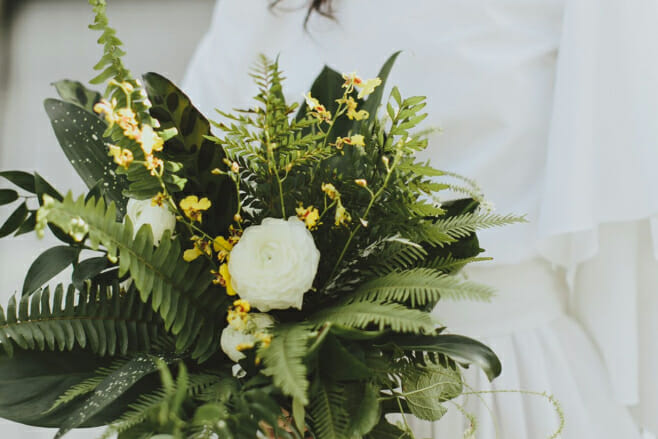 fern beach bouquet trends 9 beautiful destination wedding flower options