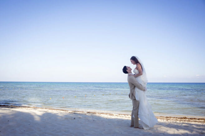 are destination weddings cheaper wedding packages mexico beach couple