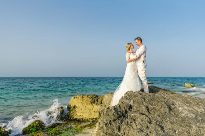 5 questions to ask your destination wedding planner cancun mexico ocean photography