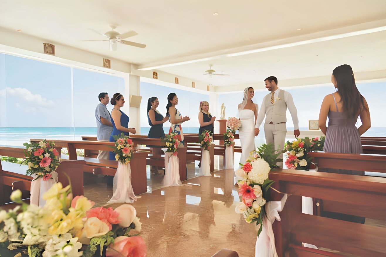 hosting a mini wedding in the mexico-caribbean in 2022 destination weddings panama jack cancun chapel