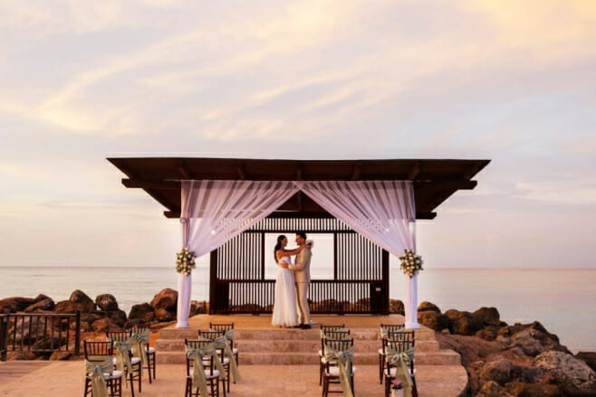 5 questions to ask your destination wedding planner royalton blue waters jamaica ocean venue