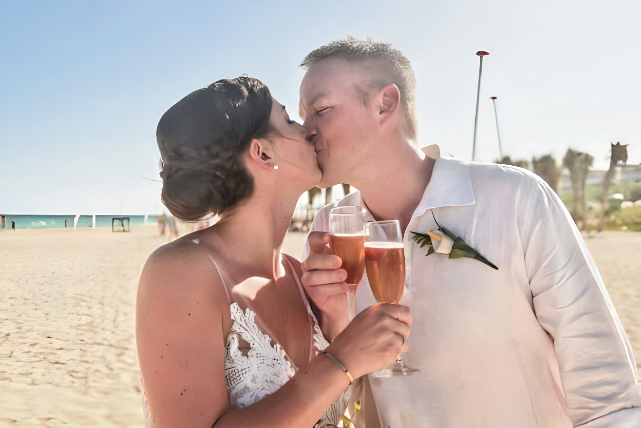 what do you pay for with a destination wedding packages sandos playacar beach couple