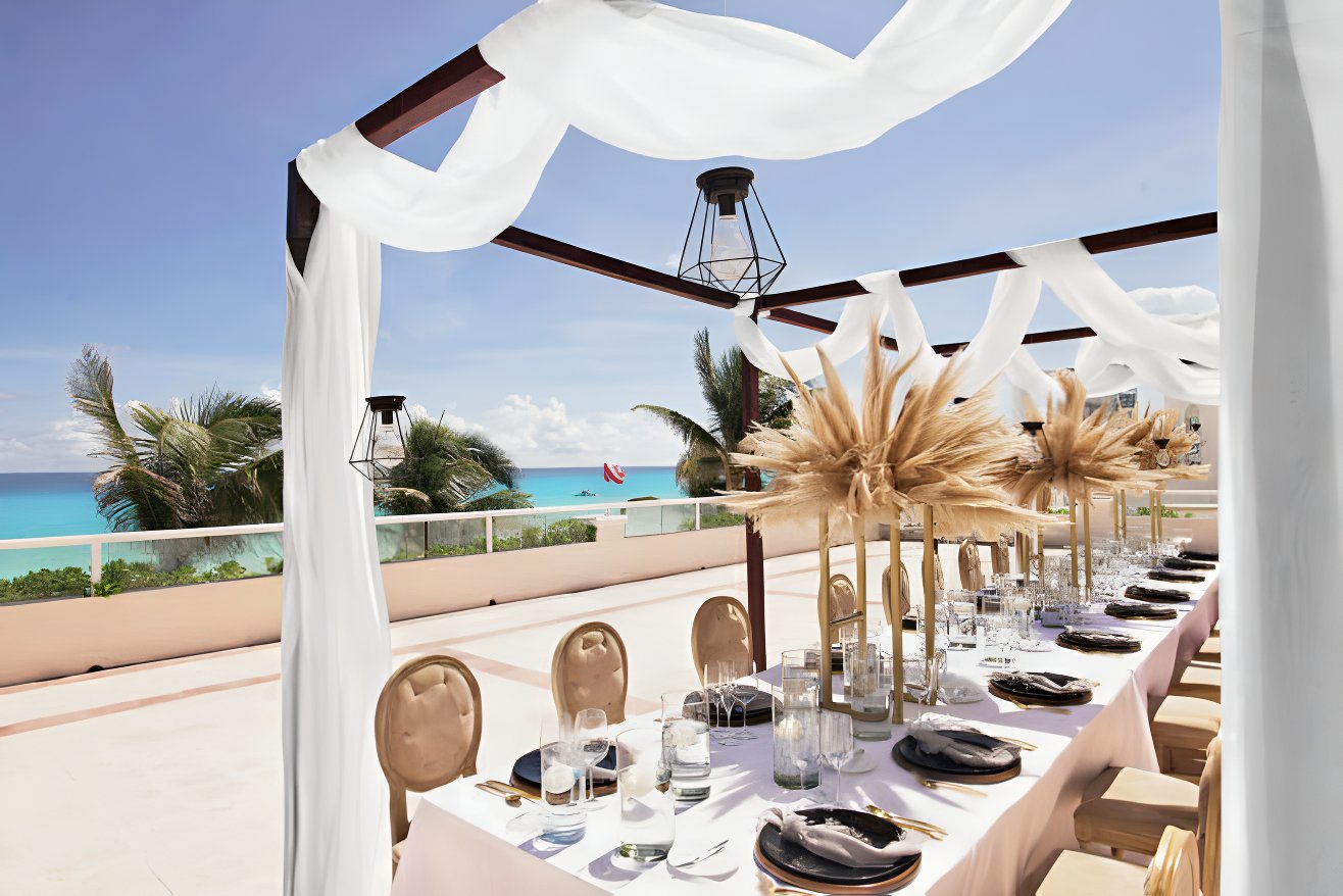 ways to make your destination wedding eco-friendly wyndham alltra cancun mexico reception venue