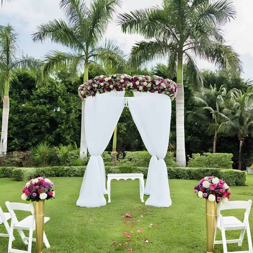 Gorgeous outdoor wedding venue at an all inclusive resort