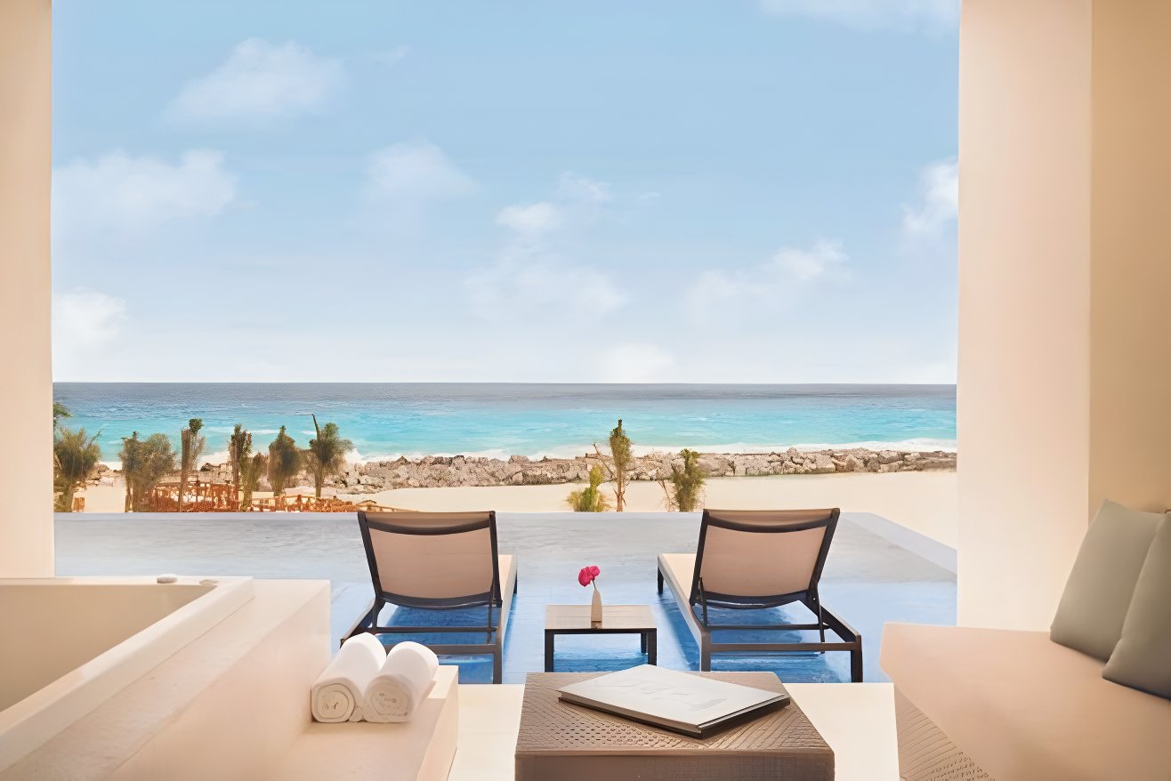 hyatt ziva cancun swim out balcony suite infinity pool ocean view