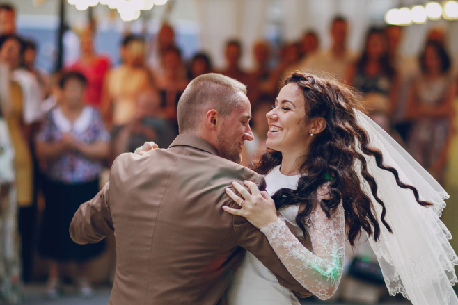 A couple's first dance for a destination wedding