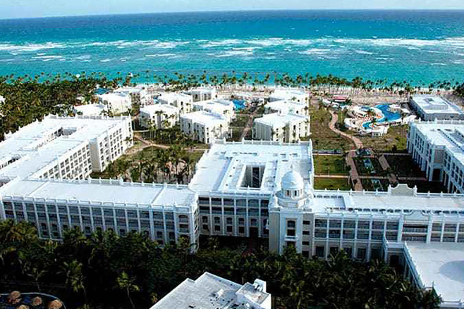 Goregous Riu Palace Bavaro an affordable destination in Domincian Republic with affordable wedding packages