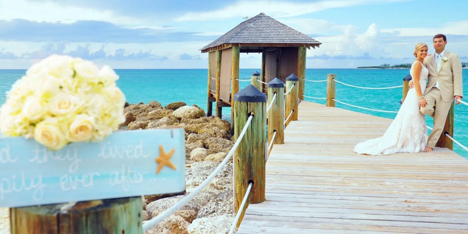 sandalsRBoverwatergazebo-venue
