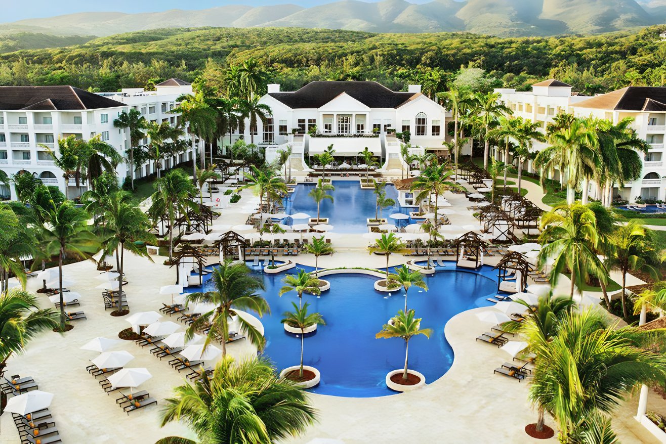 Lush jungles surround all-inclusive Hyatt Ziva Rose Hall in Jamaica