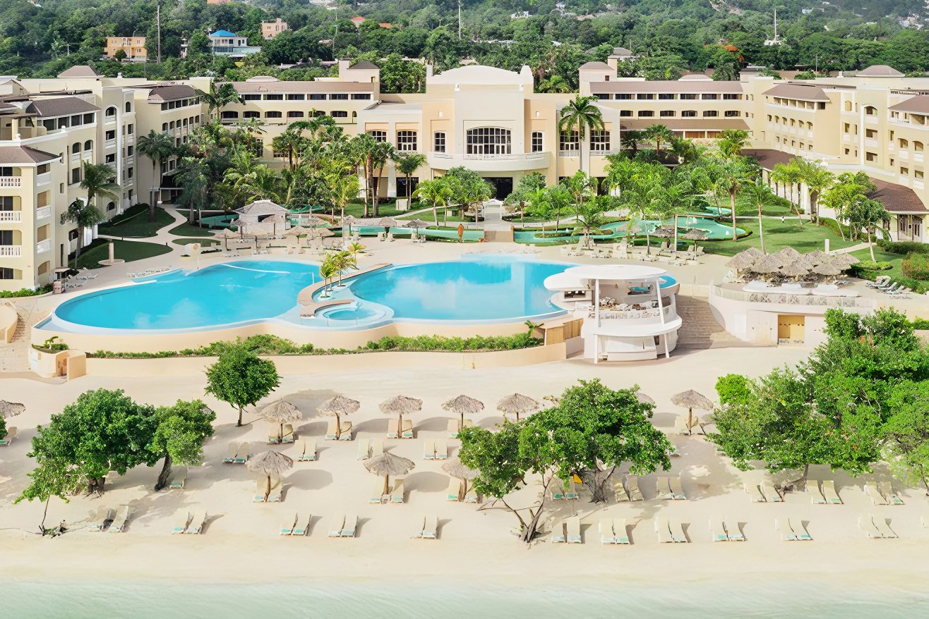 All-inclusive Iberostar Rose Hall Beach is a Jamaica family friendly resort