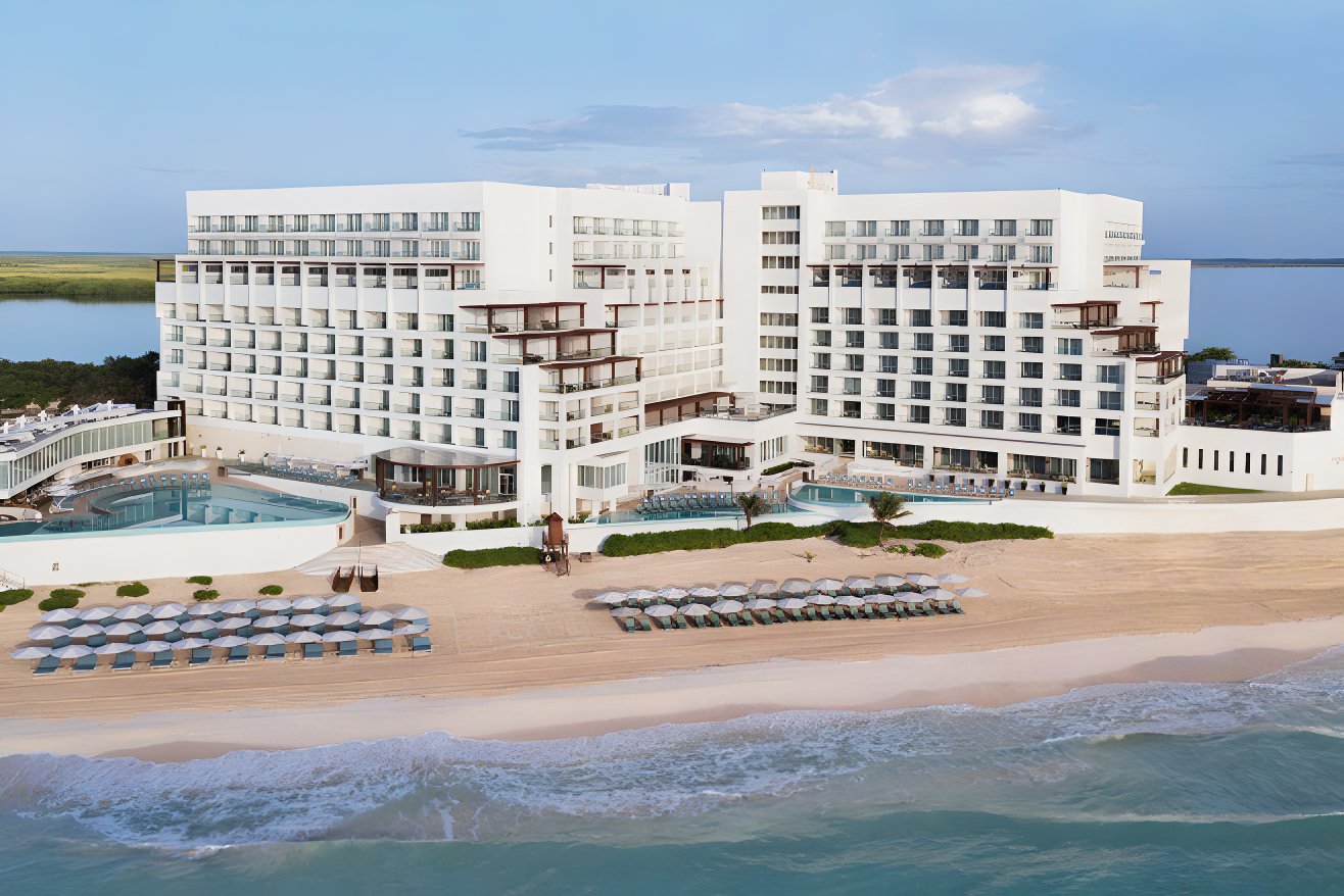 All inclusive secrets riviera cancun resort