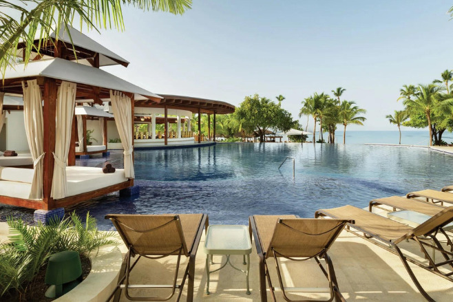 Pool-view of Hilton La Romana all-inclusive resort