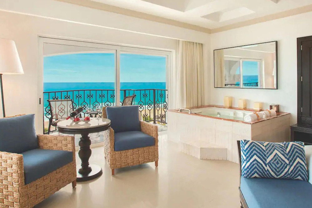 Playa Resorts suite