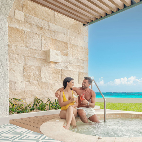 Introducing the Latest Luxury Resort: Hilton Cancun Mar Caribe