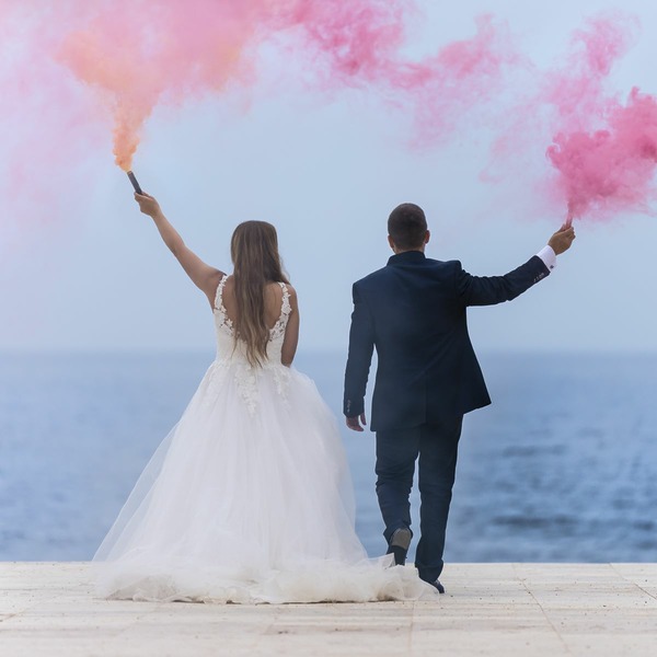 Matching Your Wedding Colors to Your Destination