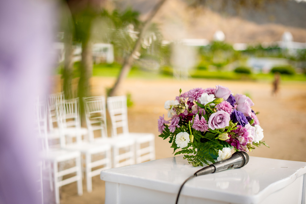 Elegant bouquet of purple and white flowers; the perfect floral arrangement to enhance your Costa Rica destination wedding décor.