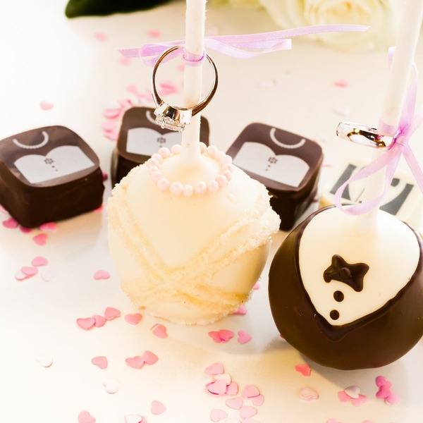 Unique Destination Wedding Favors: Tokens of Appreciation for Guests