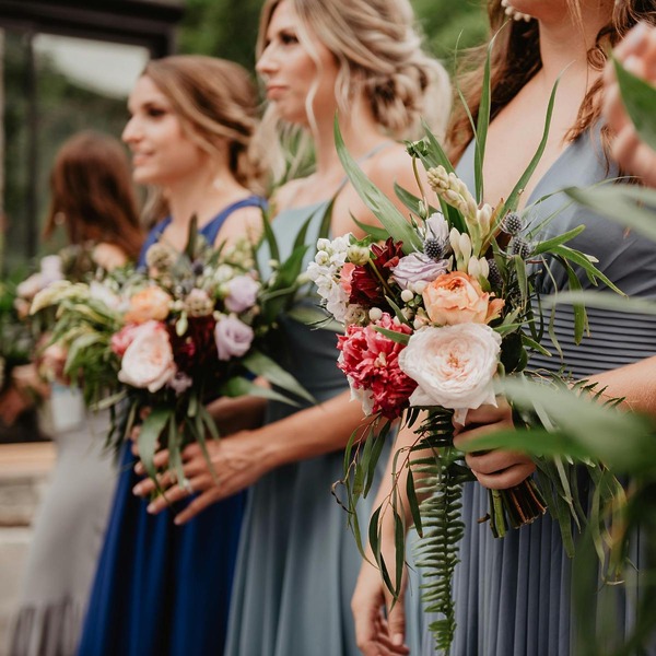 The 2025 Guide to Bridesmaid Dresses and Color Palettes