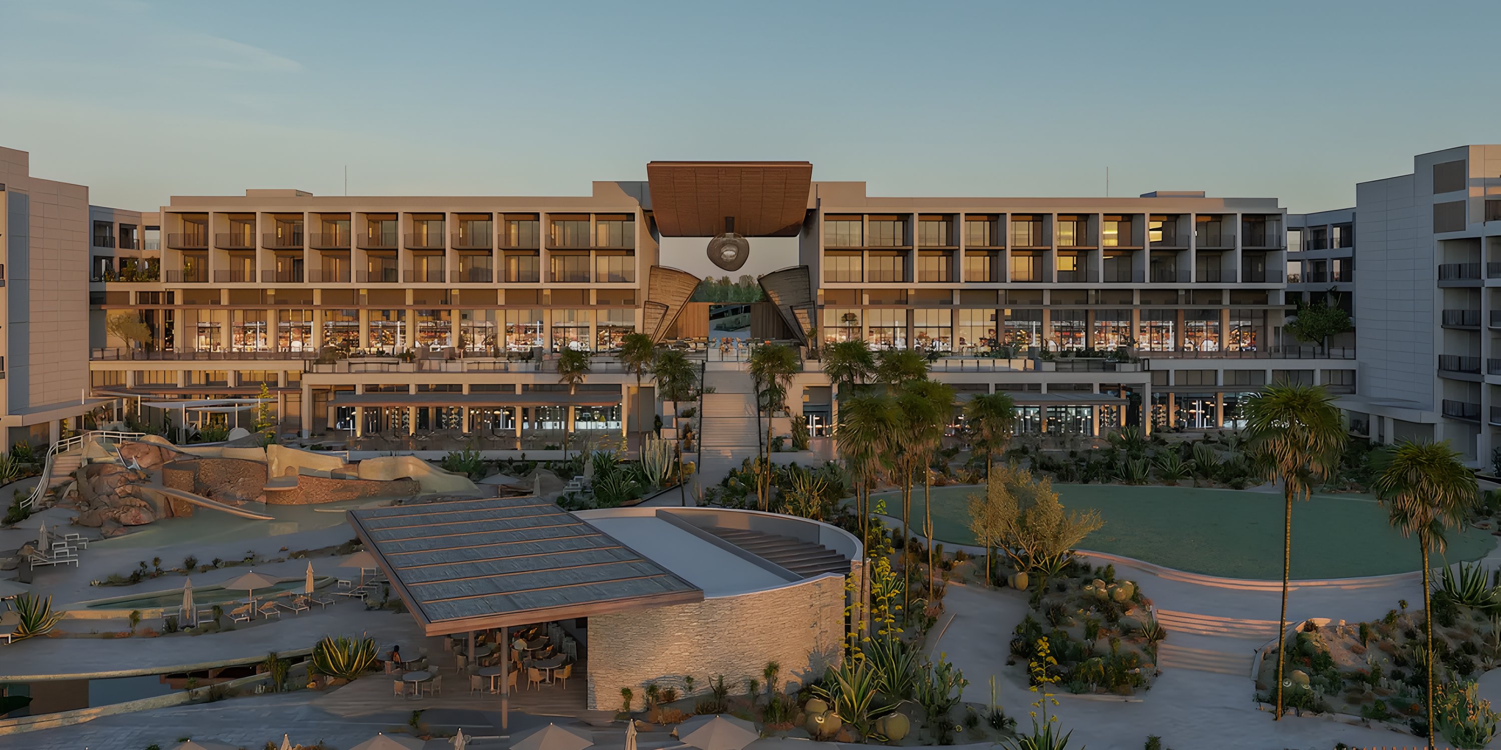 Grand Hyatt Los Cabos: modern resort, ideal for destination weddings, pool and gardens at sunset.
